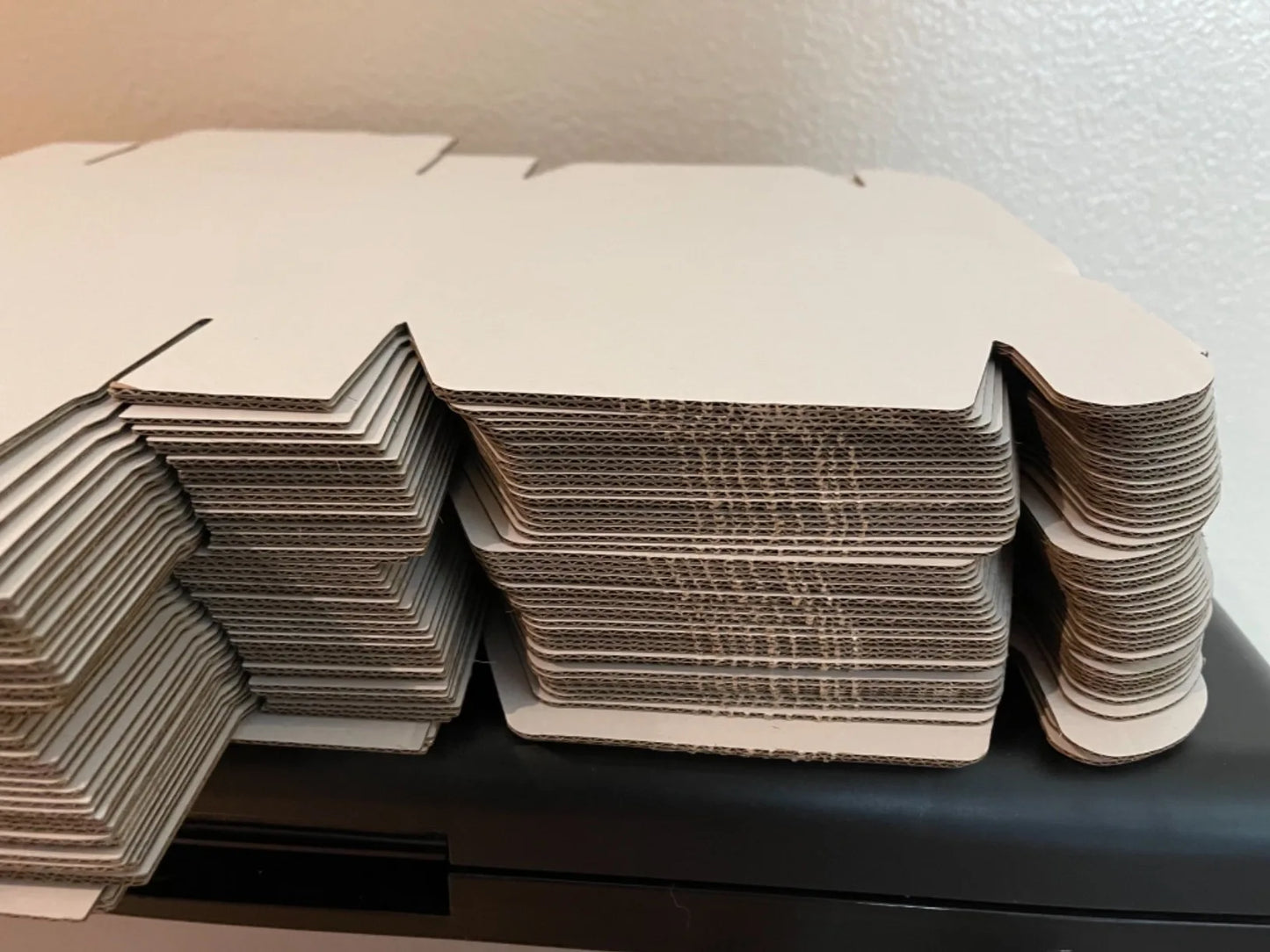 50pcs Corrugated Paper Gift Boxes, 6x4x2 Inch Sturdy Cardboard Packaging,White Small Shipping Boxes for Crafting Gift Mailing